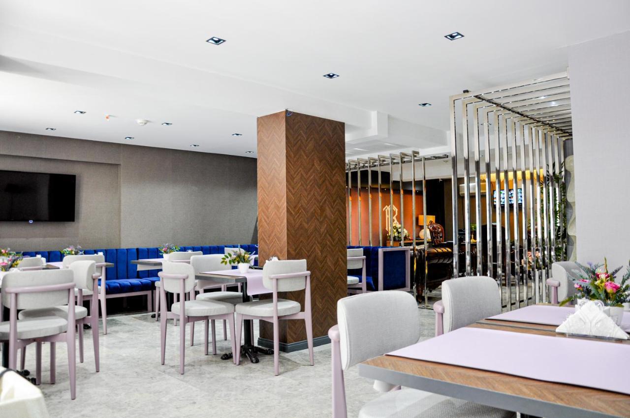 The Royals Hotel Измир Екстериор снимка