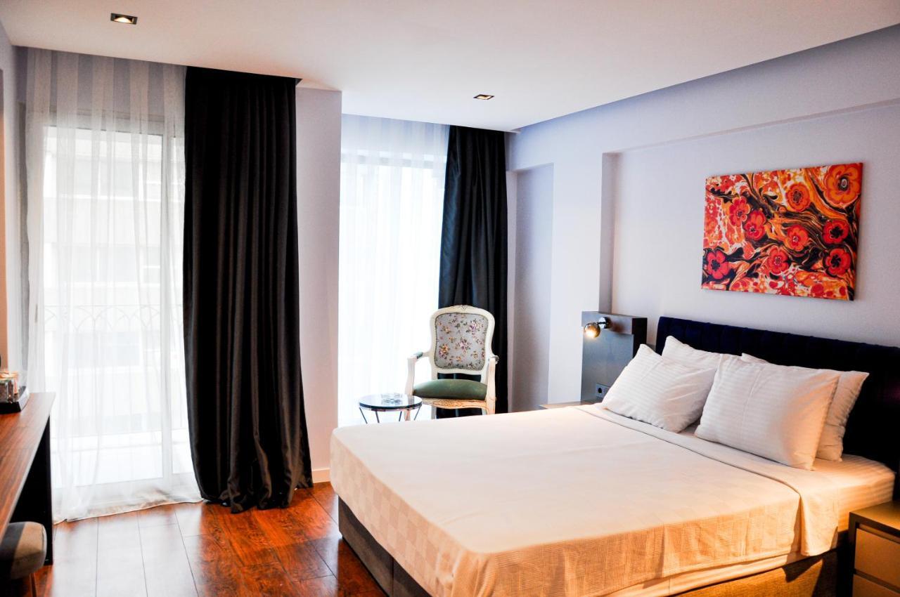 The Royals Hotel Измир Екстериор снимка
